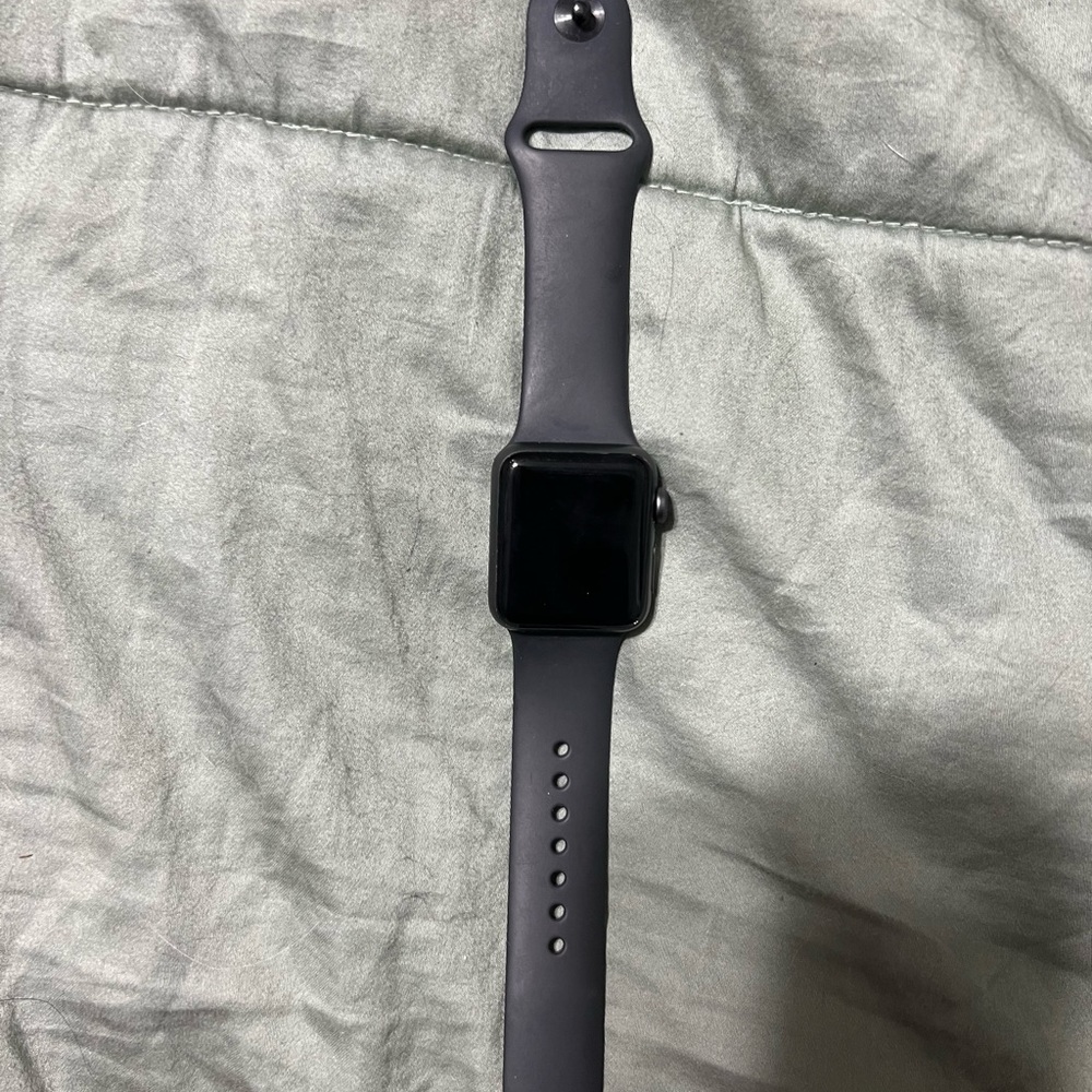 Apple Watch - Picture 2 of 9